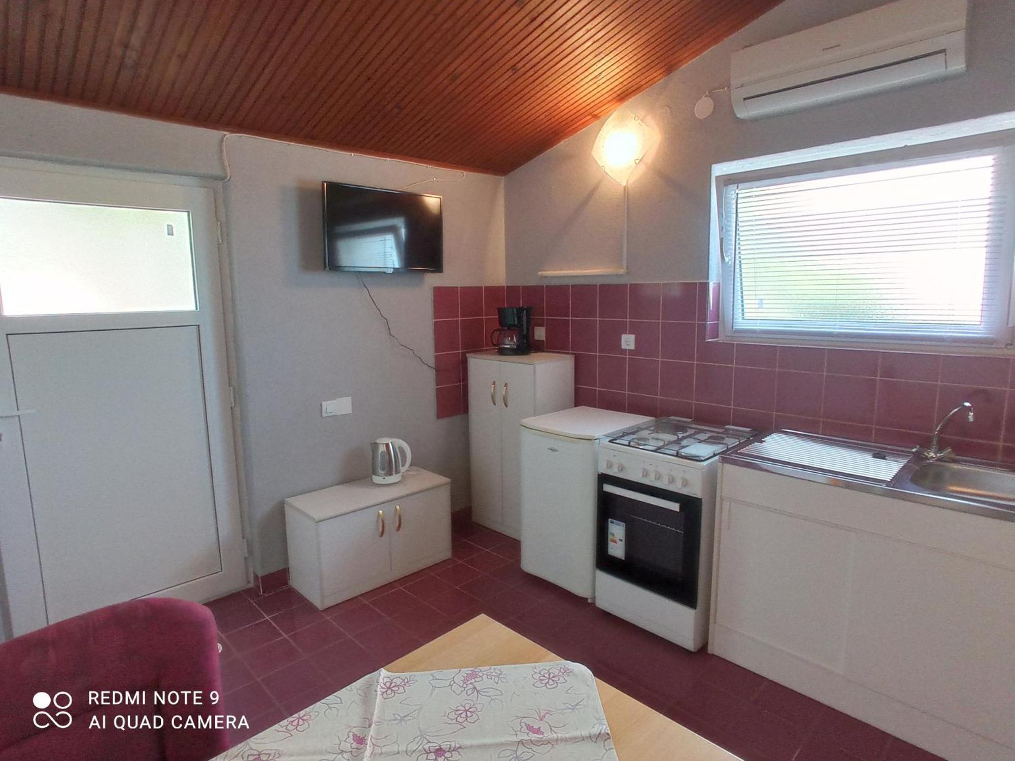 Studio Apartman بريمونتيرا المظهر الخارجي الصورة