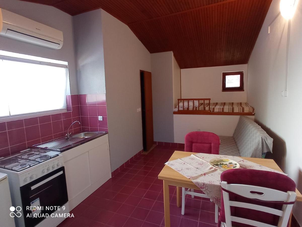 Studio Apartman بريمونتيرا المظهر الخارجي الصورة