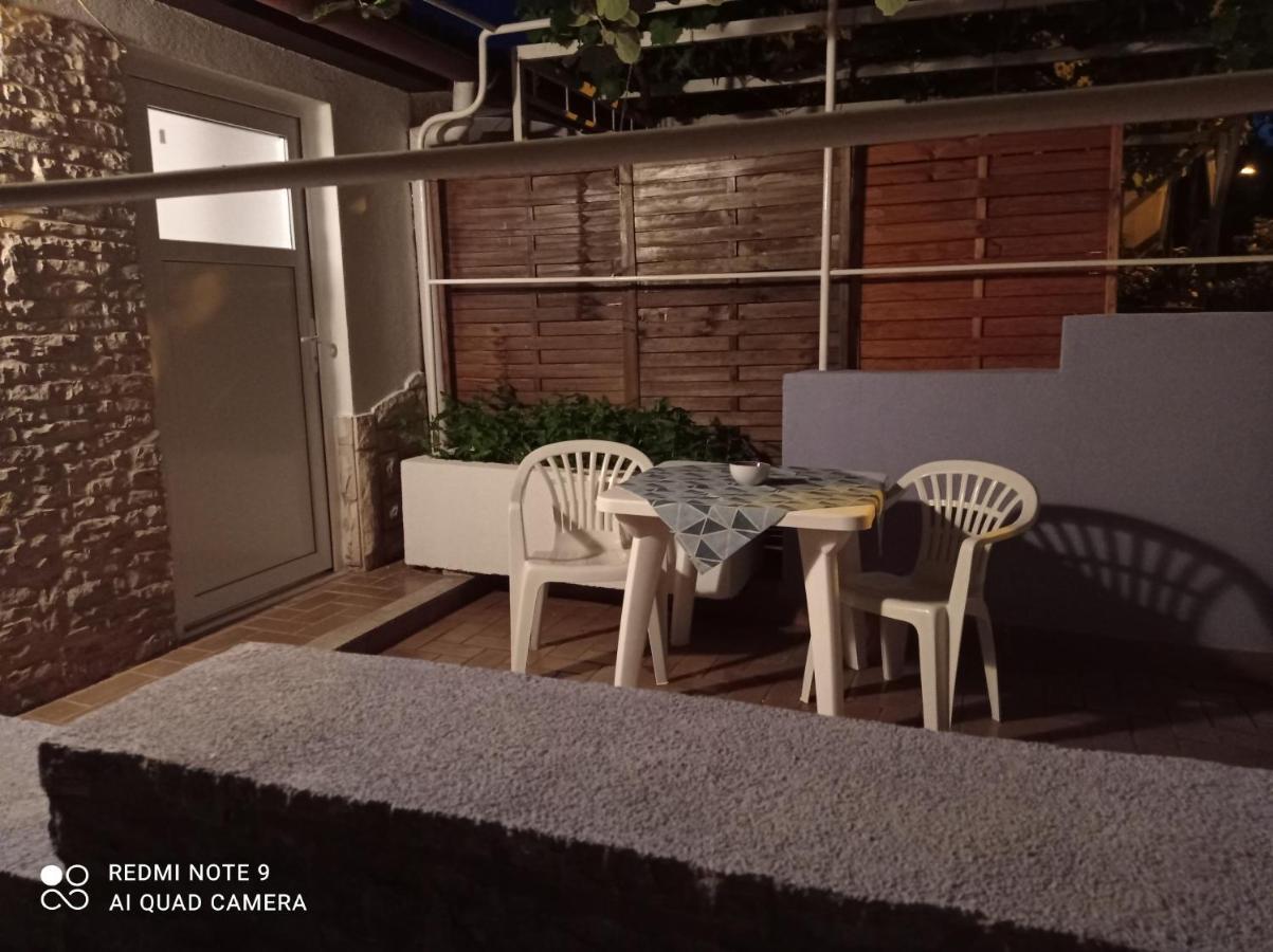 Studio Apartman بريمونتيرا المظهر الخارجي الصورة